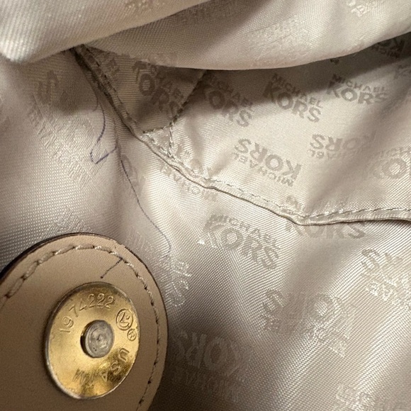 Michael kors light blue handbag - Picture 12 of 12